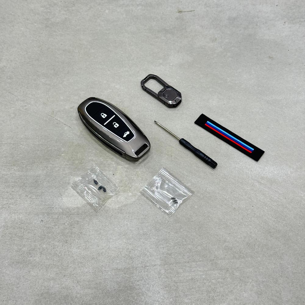 Metal Alloy Car Key Cover & Soft Silicon Black Striped Case Holder & Keychain fit for Maruti Suzuki Ciaz